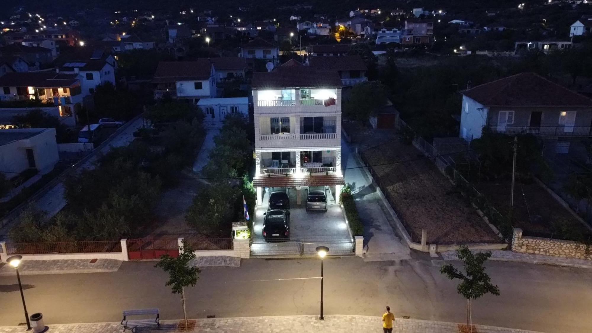 Villa Luce Винишче Экстерьер фото